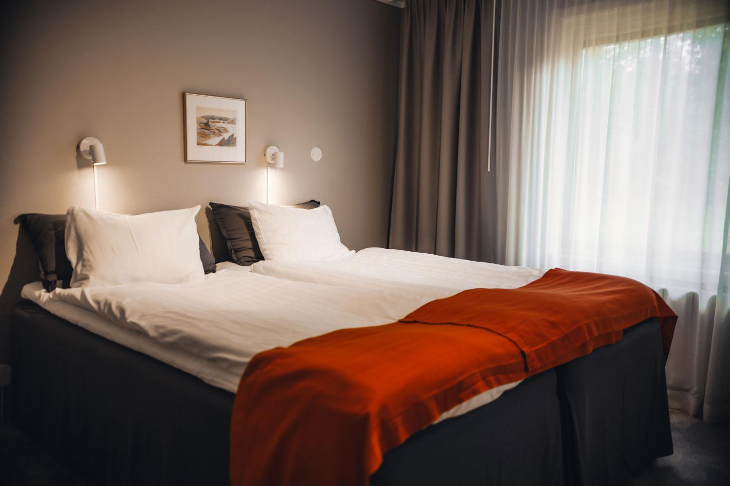 Ädelfors Hotell&Vandrarhem Holsbybrunn Exteriör bild
